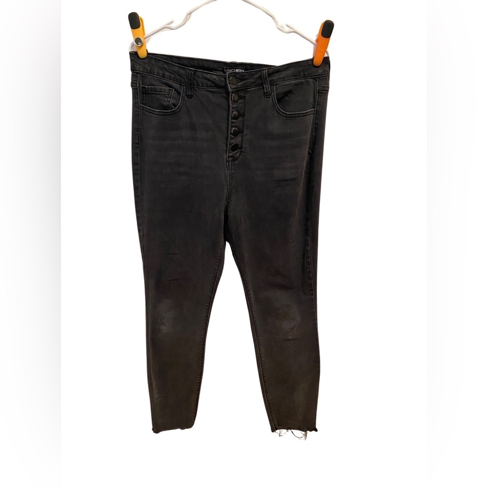 Fashion nova black high waisted‎ distressed jeans